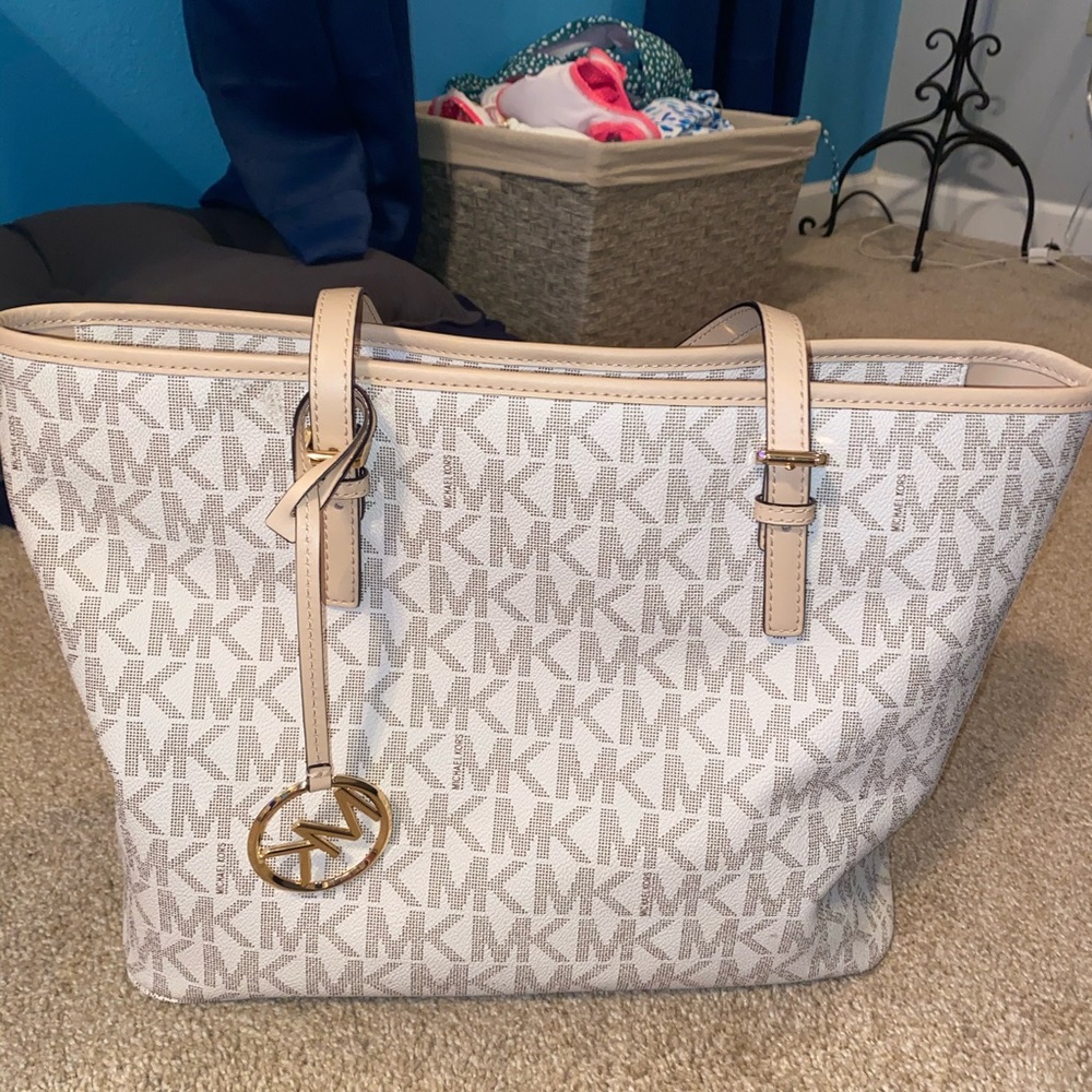 Micahel Kors Bag purse